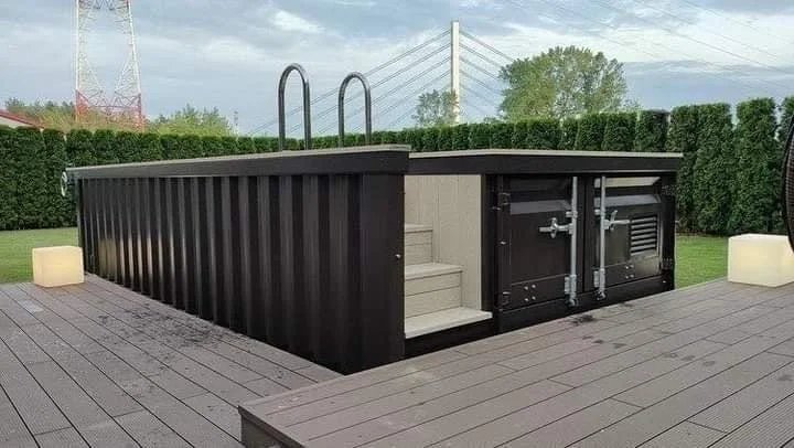 Containerpool 20' – Design, sofort nutzbar