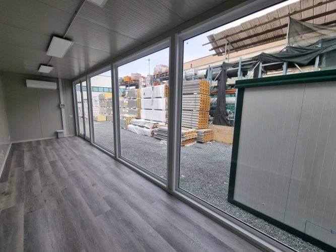 Monoblocco ufficio vendite 12×2,5