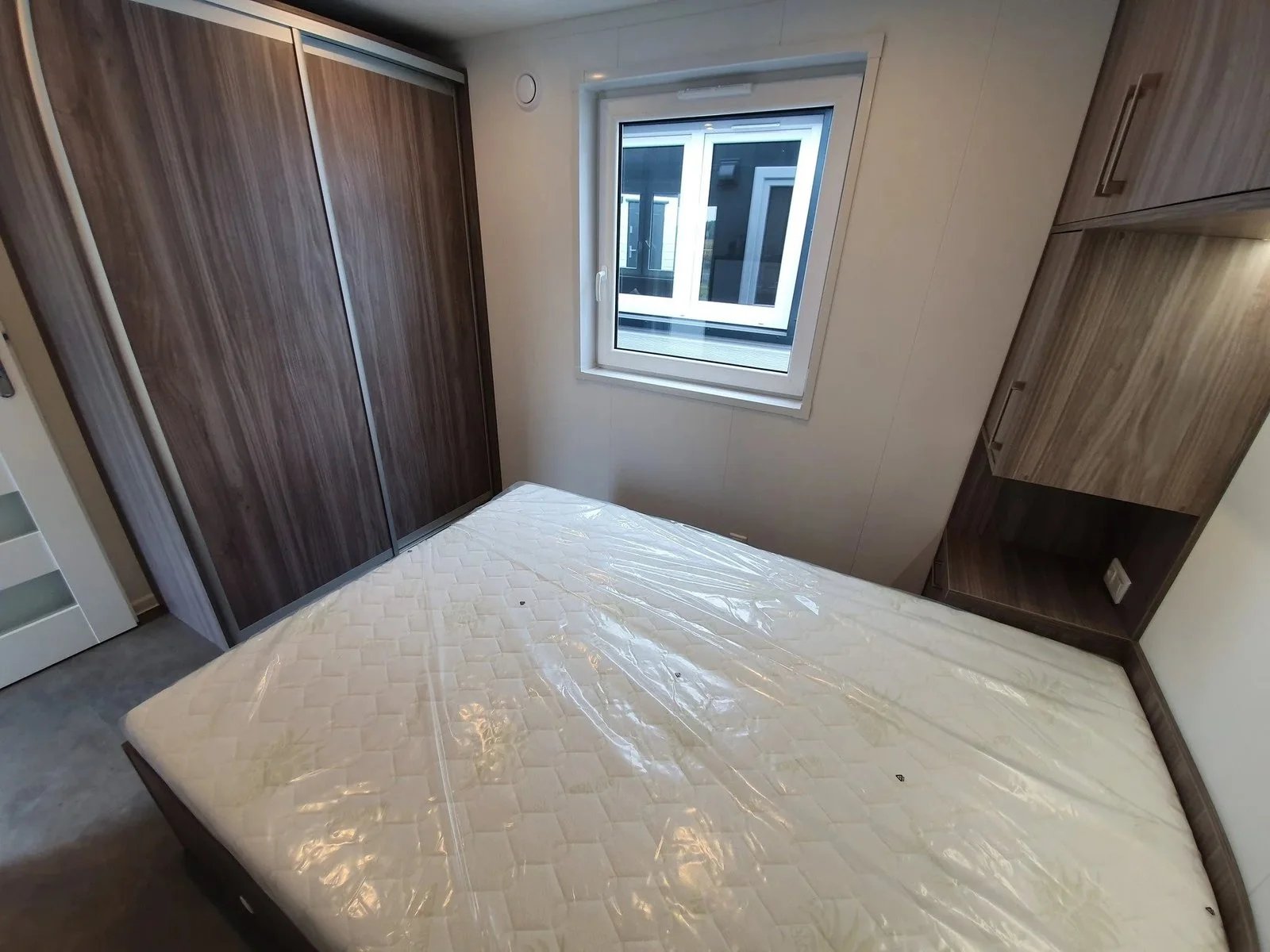 New house 10 x 4m - Premium - Photo 9