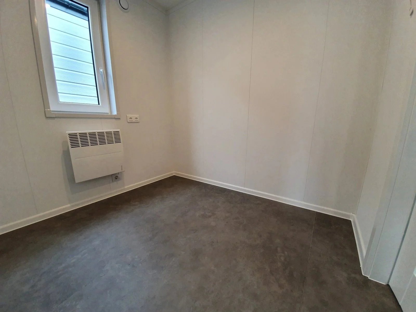 New house 10 x 4m - Premium - Photo 2