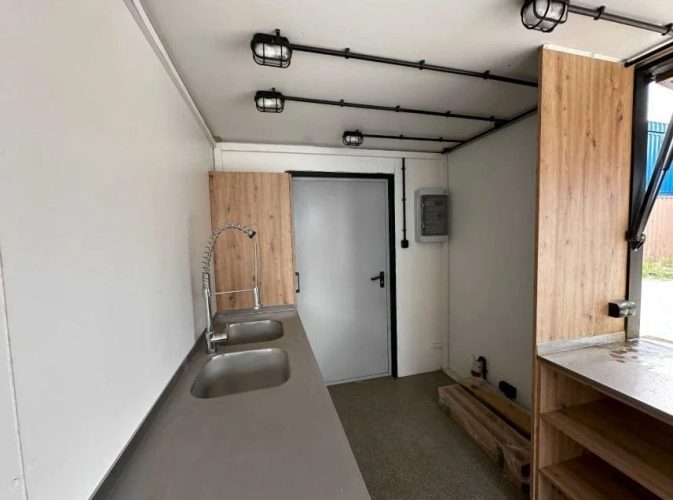 20-Fuß-HC-Restaurantcontainer – Einweg-Layout, ideal für mobile Gastronomie oder als Verkaufskiosk